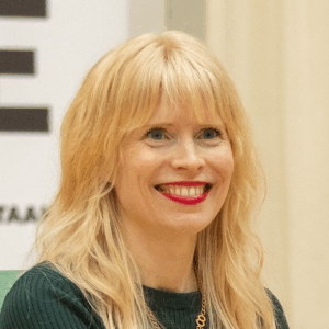 Annet de Boer | Dramatherapeut | Care to Change