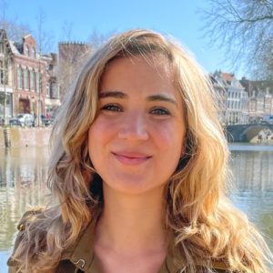 Fleur van den Elzen, psychodramatherapeut, Care to Change, Haarlem, Utrecht